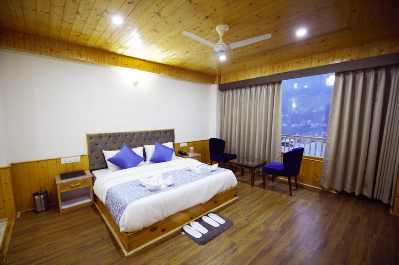 Hôtel Blossom Hill Retreat à Manāli Extérieur photo