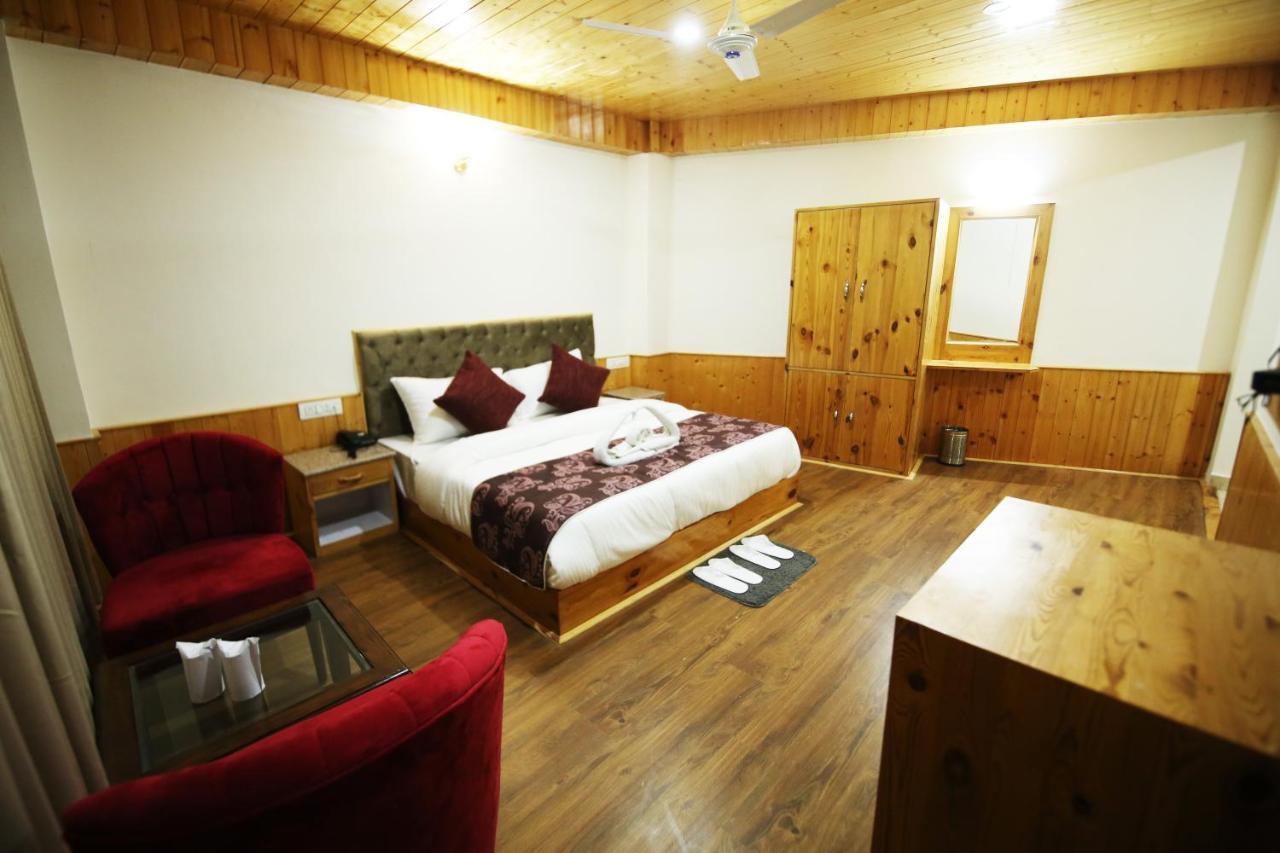 Hôtel Blossom Hill Retreat à Manāli Extérieur photo