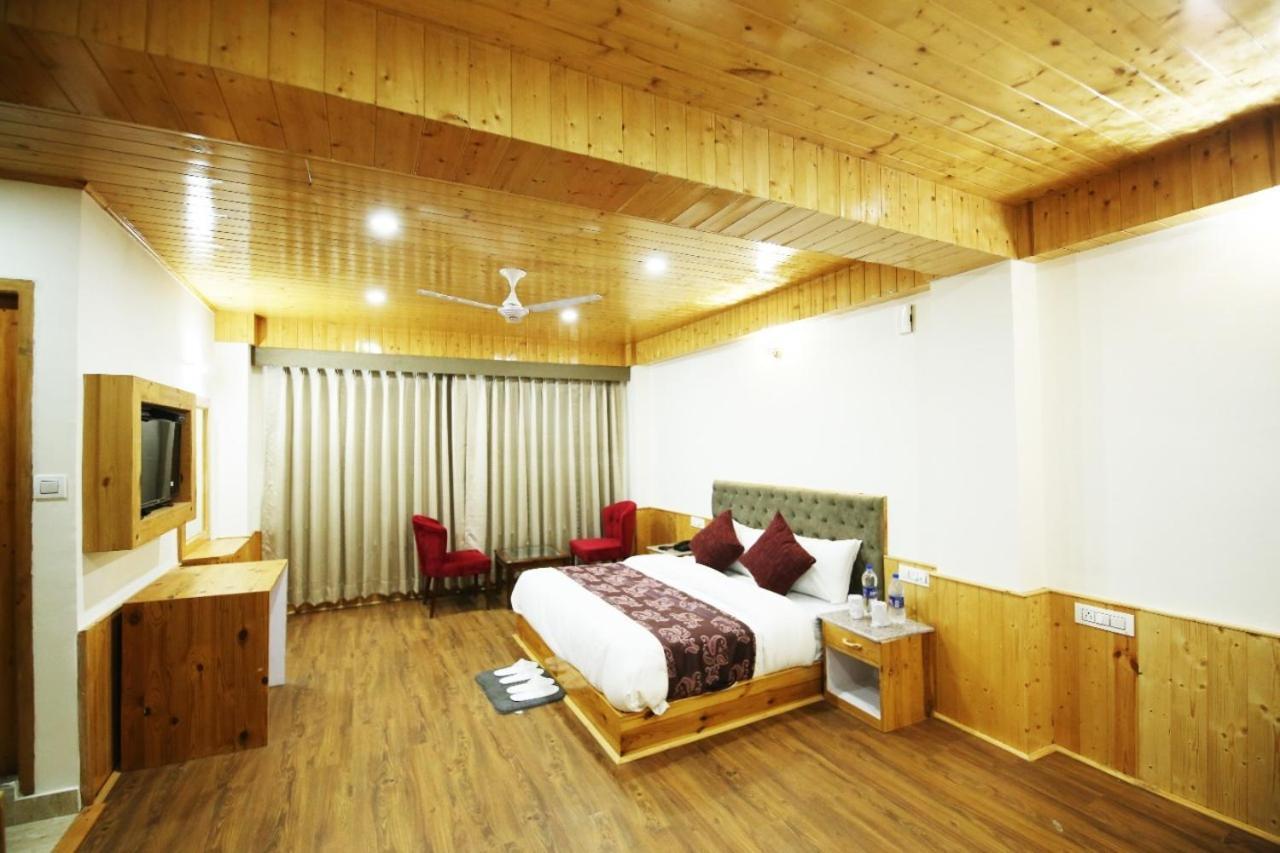 Hôtel Blossom Hill Retreat à Manāli Extérieur photo